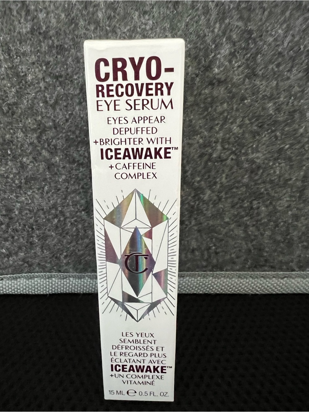 Charlotte Tilbury Cryo-Recovery Eye Serum — White with Holographic Accent